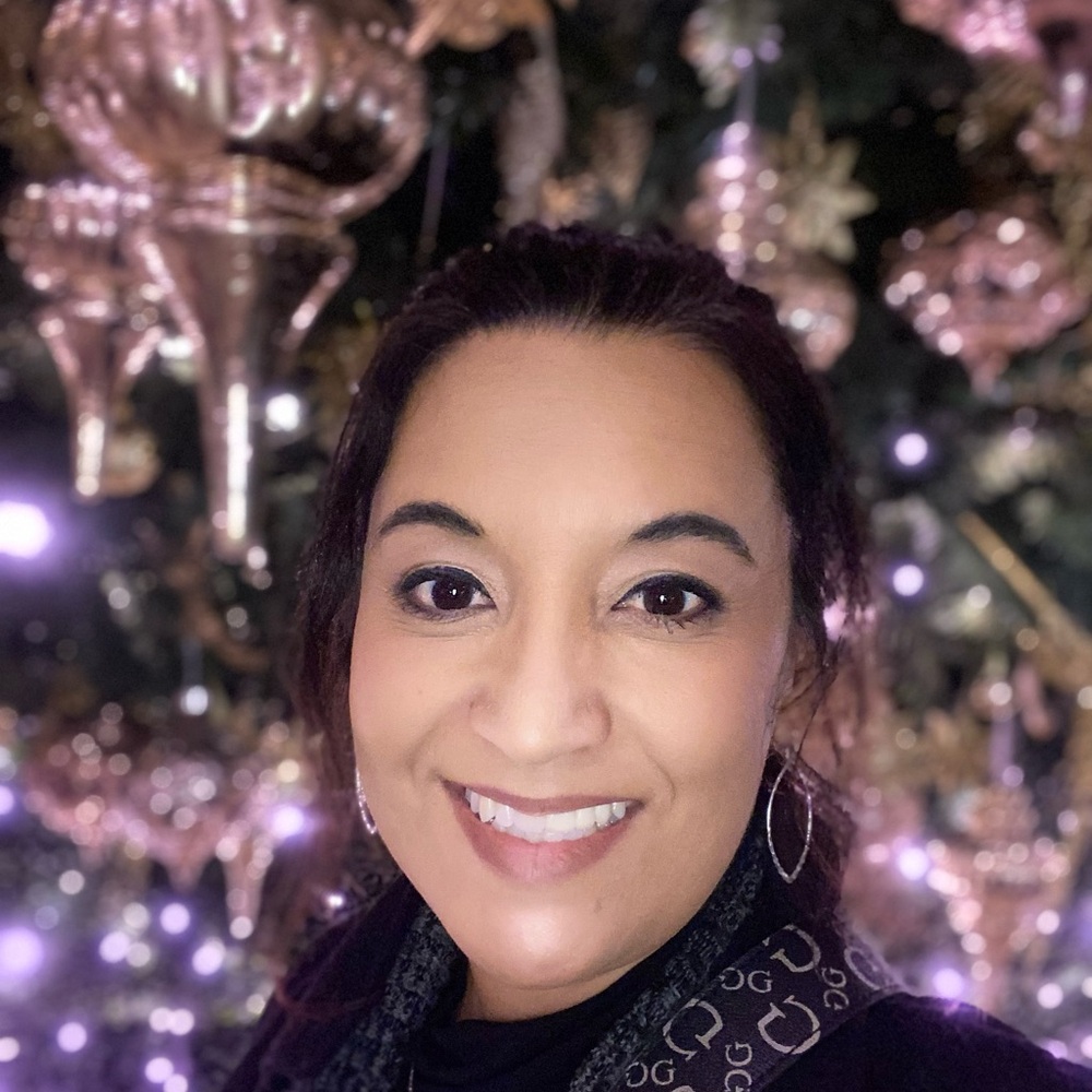 Meet your Posher, Danielle